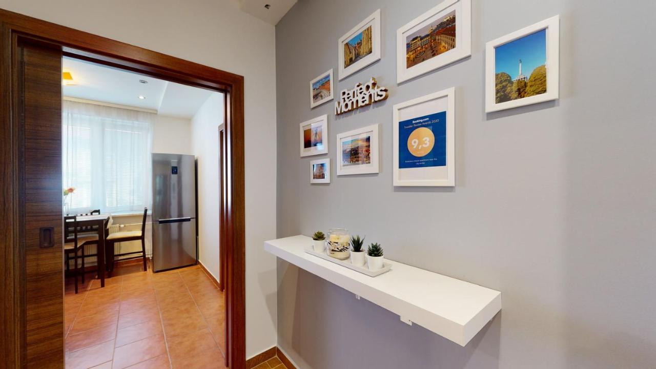 2Br Apt With Free Garage Parking, Close To The Historic Centre Bratislava Exterior foto