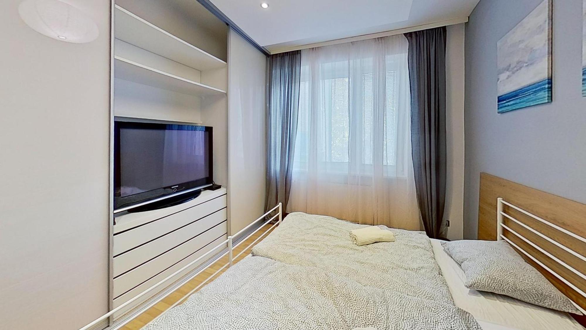 2Br Apt With Free Garage Parking, Close To The Historic Centre Bratislava Exterior foto